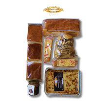 Cargar imagen en el visor de la galería, Contenido de la bolsa Detalle Pasiego La Golosa con sobaos pasiegos Etelvina, quesada pasiega y dulces artesanales de Cantabria.