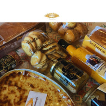 Cargar imagen en el visor de la galería, 🧺 Cesta Pasiega Vega de Pas – El regalo más completo de Cantabria