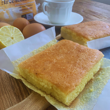 Cargar imagen en el visor de la galería, Compra los mejores sobaos pasiegos grandes 6 unidades en Vega Pas, Cantabria. Envíos a Madrid.