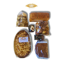 Cargar imagen en el visor de la galería, Pack Celebración Pasiega con productos artesanos de Cantabria: sobaos pasiegos, quesada pasiega de Etelvina, pastas y dulces tradicionales gourmet.
