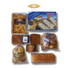 Cargar imagen en el visor de la galería, Pack gourmet pasiego con sobaos artesanos de Etelvina, quesada pasiega, corbatas de Unquera, miel y pastas pasiegas de Cantabria.