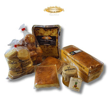 Cargar imagen en el visor de la galería, Pack merienda pasiega con sobaos pasiegos, quesada y dulces artesanos típicos de Cantabria.
