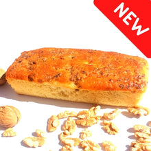 Cargar imagen en el visor de la galería, Compra online bizcocho pasiego artesanal de yogur natural, limón y nueces elaborado en Vega de Pas, Cantabria