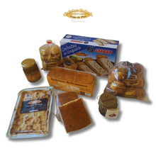Cargar imagen en el visor de la galería, Pack Capricho Pasiego pasiegos con sobaos artesanos, quesada pasiega, corbatas de Unquera, miel y dulces de Cantabria I Sobaos Etelvina. 

