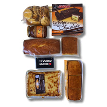 Cargar imagen en el visor de la galería, Contenido Pack Madre Top con sobaos pasiegos, quesada, corbatas de Unquera y dulces tradicionales
